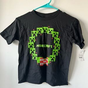 Minecraft Holiday Wreath T-shirt